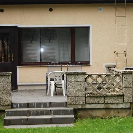 Apartment Ferienwohnung Am Park Greiz